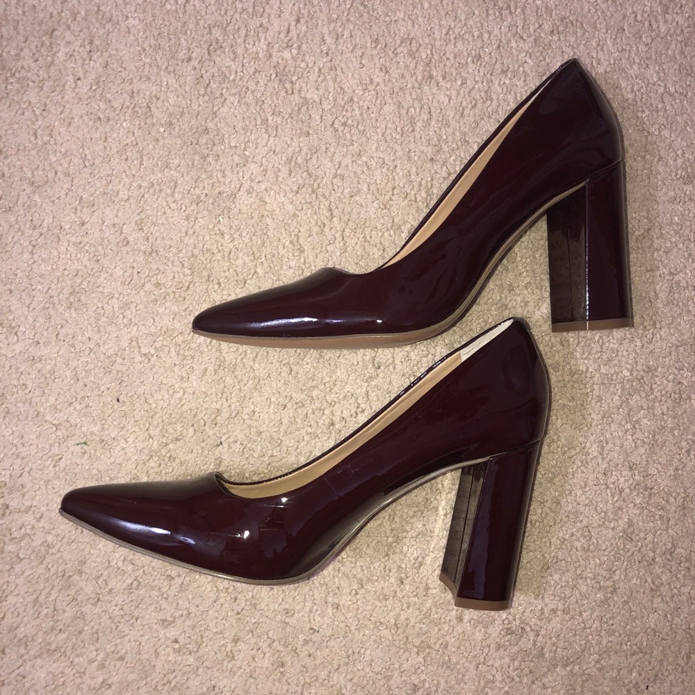 Banana Republic Block Burgundy Heels | Size 8